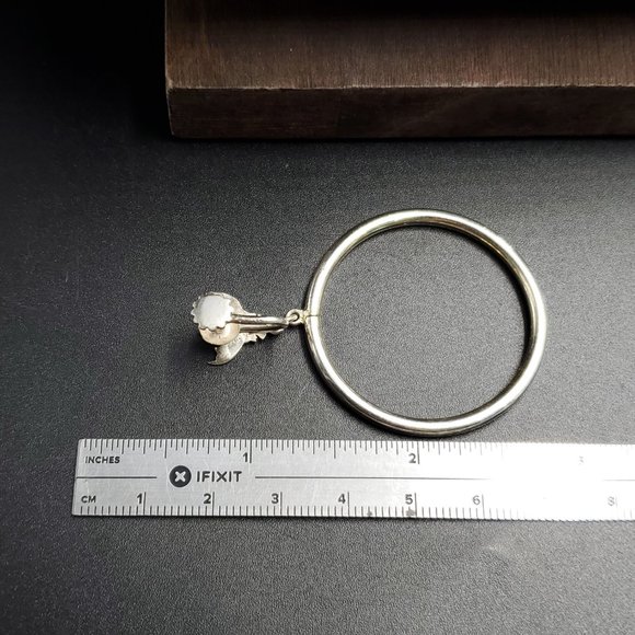 Sterling Silver Feathered God Large Hoop Screw On Earrings - Picture 5 of 6